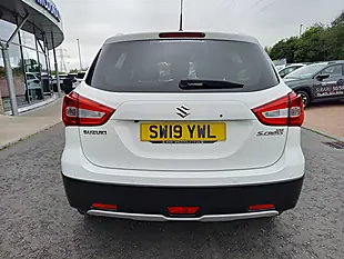 Used 2019 Suzuki SX4 S-Cross Sz-T White - Interior and Exterior details 6