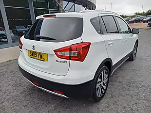Used 2019 Suzuki SX4 S-Cross Sz-T White - Interior and Exterior details 9