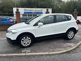 Used 2019 Suzuki SX4 S-Cross SZ4 White - Interior and Exterior details 11