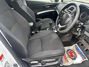 Used 2019 Suzuki SX4 S-Cross SZ4 White - Interior and Exterior details 13