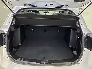 Used 2019 Suzuki Sx4 S-Cross SZ5 White - Interior and Exterior details 18