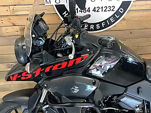 Used 2019 Suzuki V-Strom Black - Interior and Exterior details 12