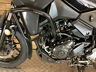Used 2019 Suzuki V-Strom Black - Interior and Exterior details 17