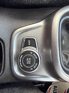 Used 2019 Suzuki Vitara Sz-T Allgrip White - Interior and Exterior details 20