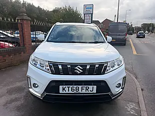 Used 2019 Suzuki Vitara Sz-T Allgrip White - Interior and Exterior details 5
