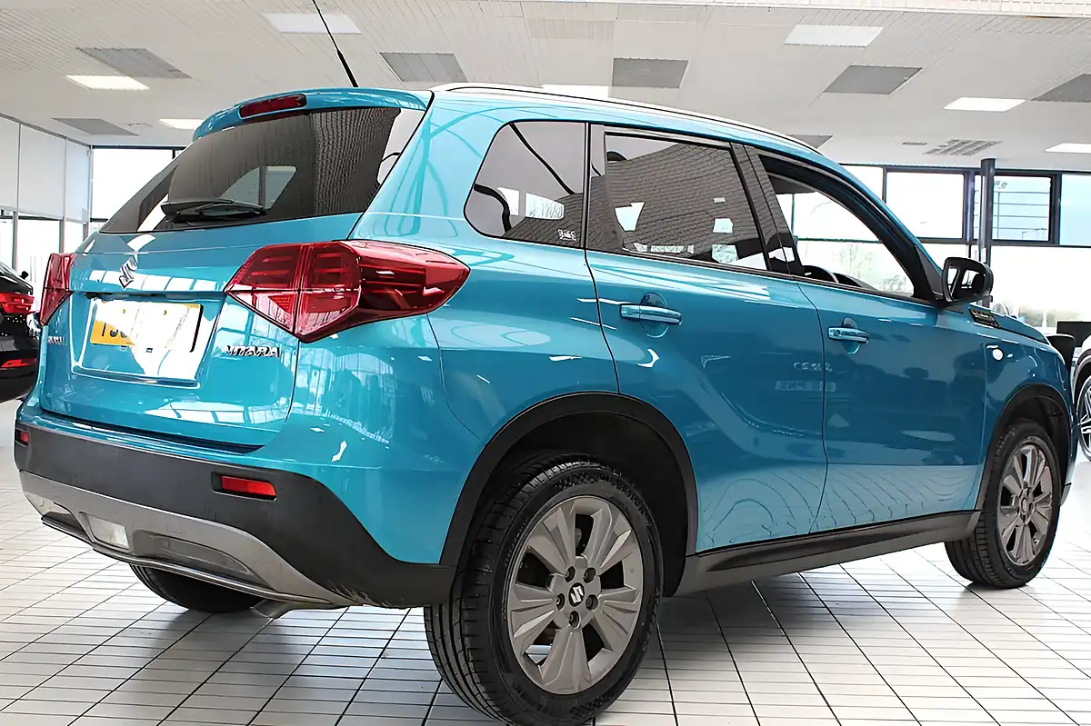 Used 2019 Suzuki Vitara Sz-T Atlantis Turquoise Pearl - Interior and Exterior details 13