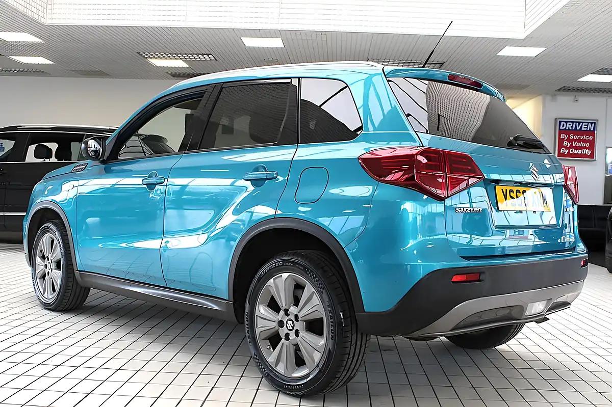 Used 2019 Suzuki Vitara Sz-T Atlantis Turquoise Pearl - Interior and Exterior details 19