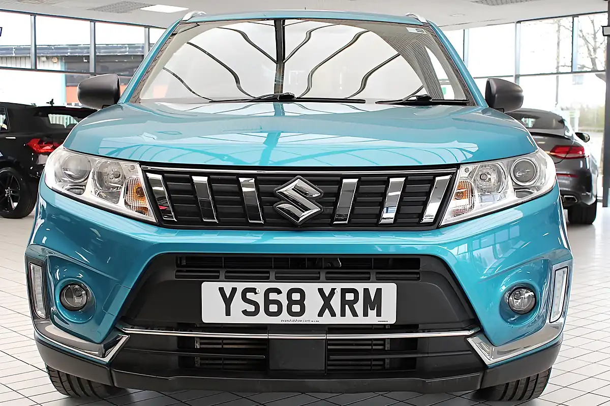 Used 2019 Suzuki Vitara Sz-T Atlantis Turquoise Pearl - Interior and Exterior details 8