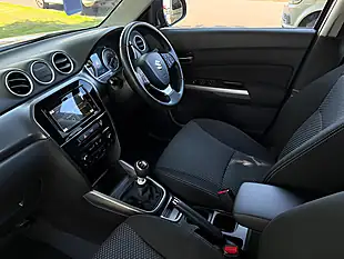 Used 2019 Suzuki Vitara Sz-T Black - Interior and Exterior details 15