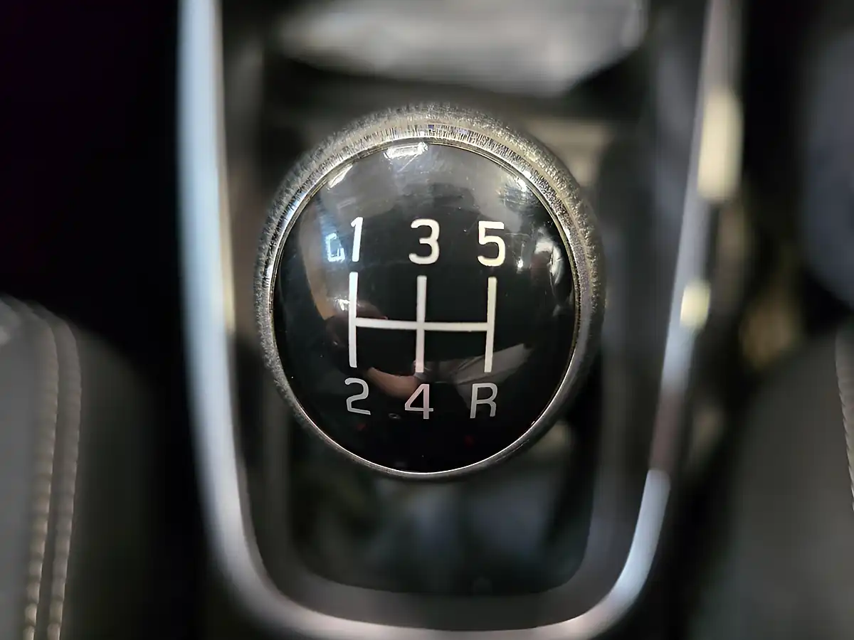 Used 2019 Suzuki Vitara Sz-T Black - Interior and Exterior details 11