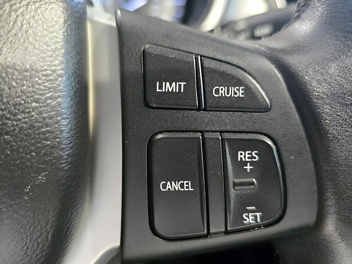 Used 2019 Suzuki Vitara Sz-T Black - Interior and Exterior details 19