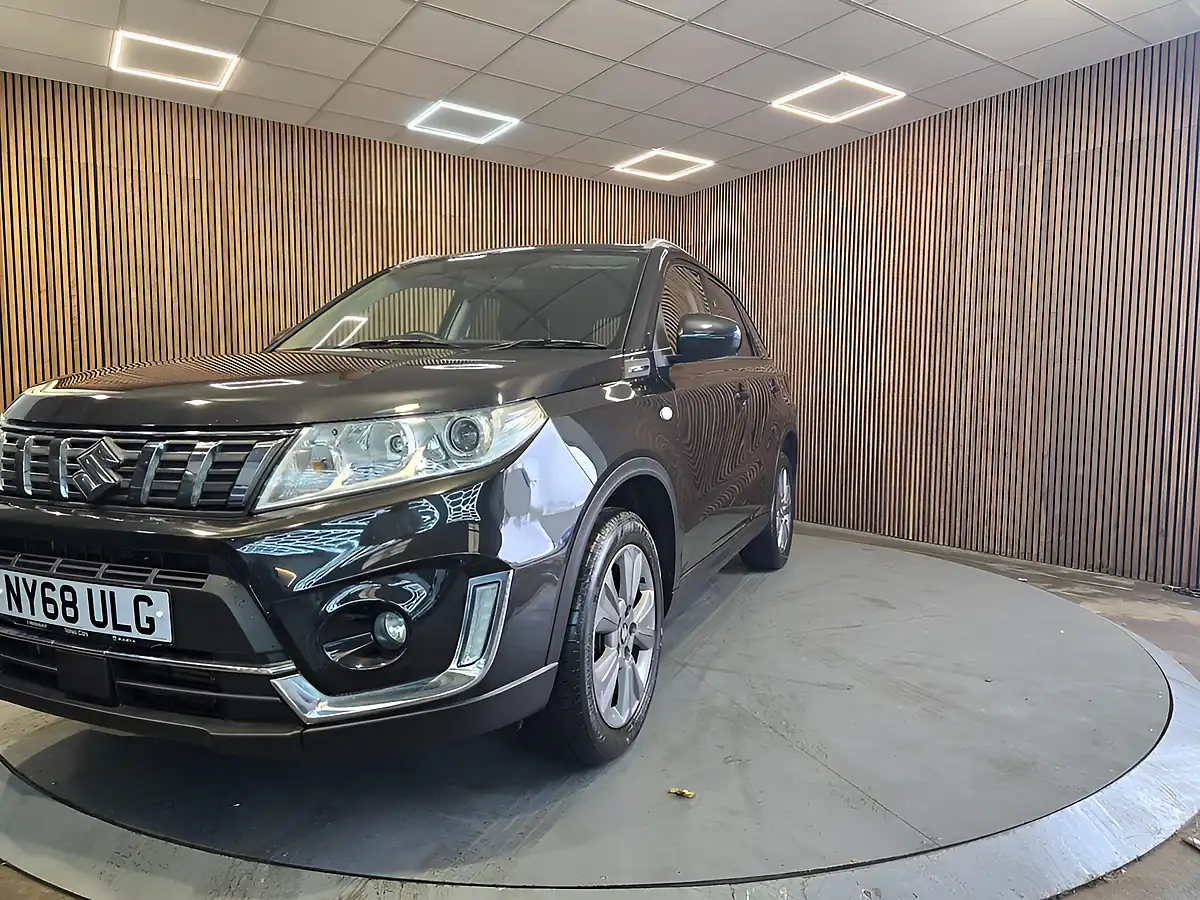 Used 2019 Suzuki Vitara Sz-T Black - Interior and Exterior details 3