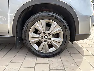 Used 2019 Suzuki Vitara Sz-T Grey - Interior and Exterior details 6