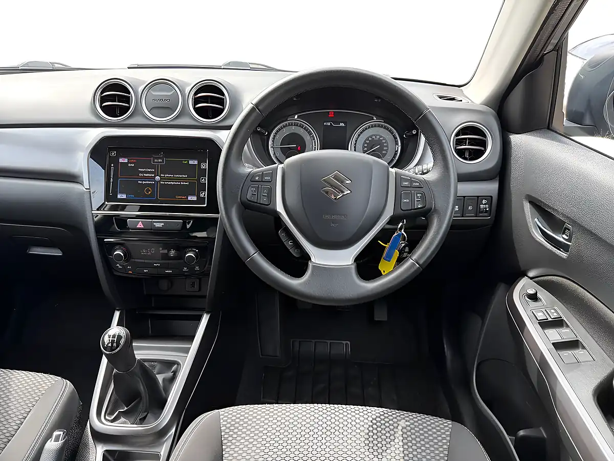 Used 2019 Suzuki Vitara Sz-T Grey - Interior and Exterior details 8