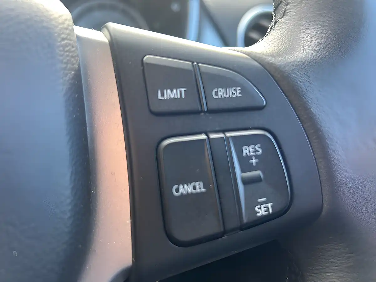 Used 2019 Suzuki Vitara Sz-T Grey - Interior and Exterior details 10