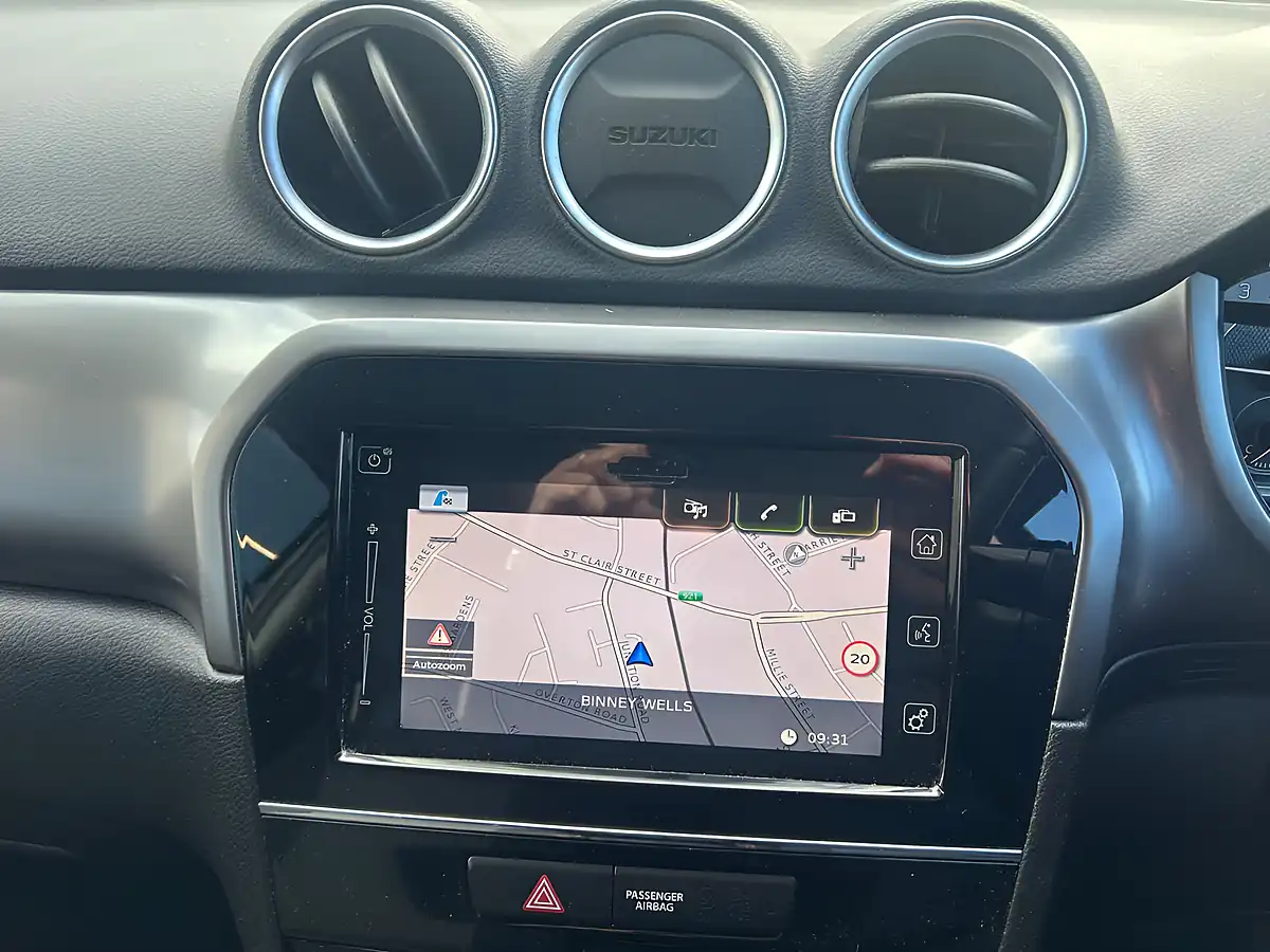 Used 2019 Suzuki Vitara Sz-T Grey - Interior and Exterior details 15