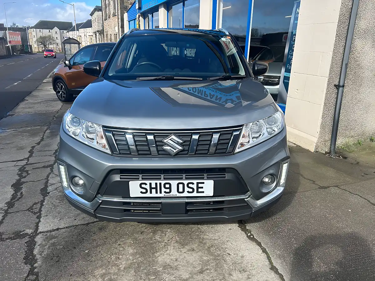 Used 2019 Suzuki Vitara Sz-T Grey - Interior and Exterior details 5