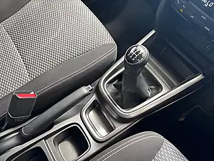 Used 2019 Suzuki Vitara Sz-T Red - Interior and Exterior details 12