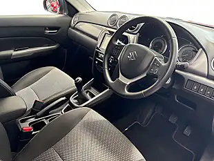 Used 2019 Suzuki Vitara Sz-T Red - Interior and Exterior details 8