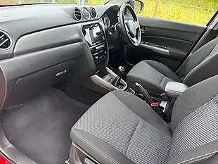 Used 2019 Suzuki Vitara Sz-T Red - Interior and Exterior details 20