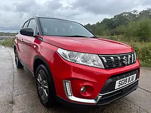 Used 2019 Suzuki Vitara Sz-T Red - Interior and Exterior details 6