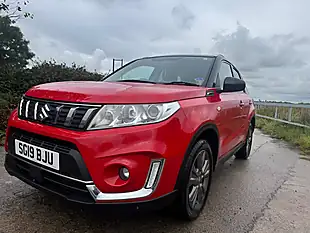 Used 2019 Suzuki Vitara Sz-T Red - Interior and Exterior details 8