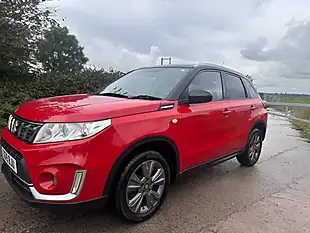 Used 2019 Suzuki Vitara Sz-T Red - Interior and Exterior details 9
