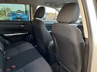 Used 2019 Suzuki Vitara Sz-T Silver - Interior and Exterior details 14
