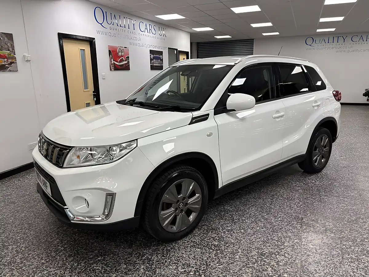 Used 2019 Suzuki Vitara Sz-T White - Front View