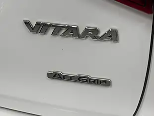 Used 2019 Suzuki Vitara Sz-T White - Interior and Exterior details 17