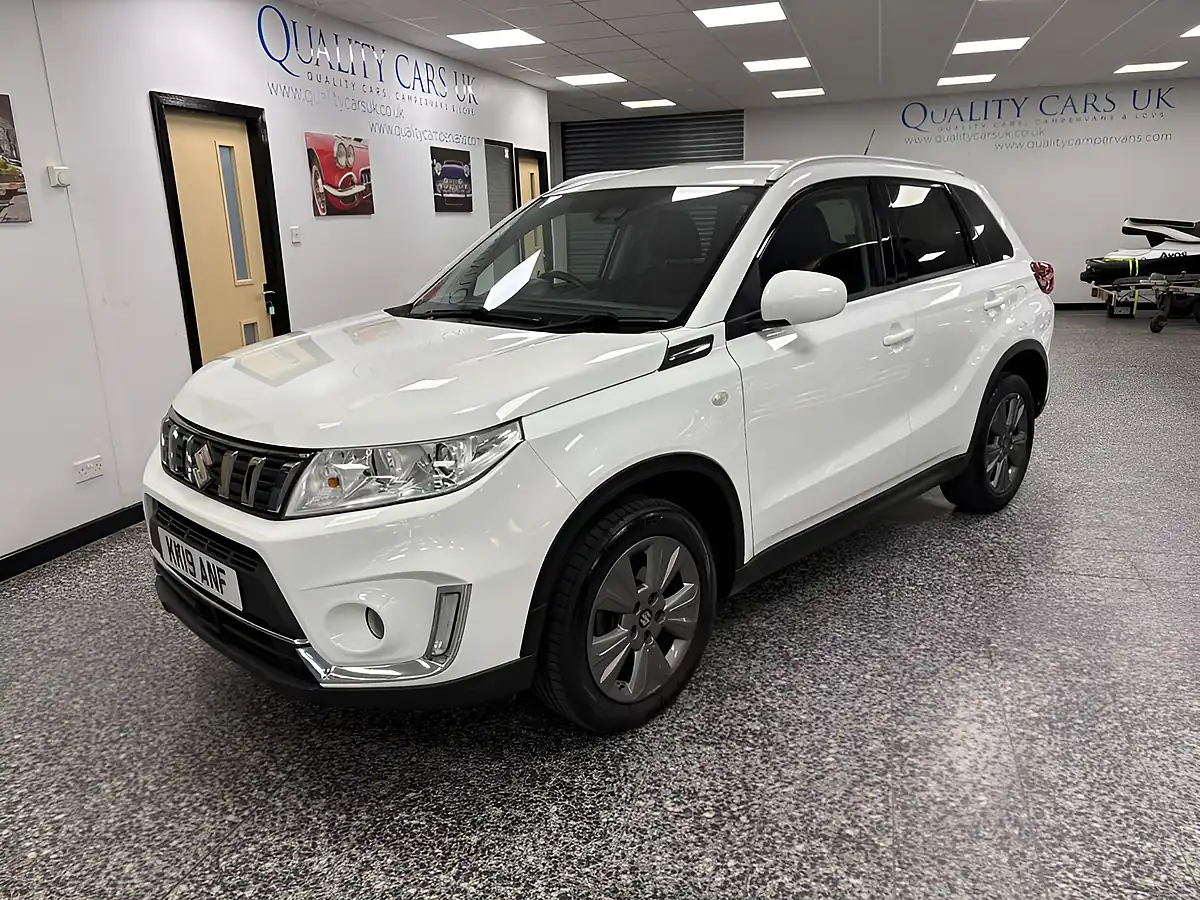 Used 2019 Suzuki Vitara Sz-T White - Interior and Exterior details 5