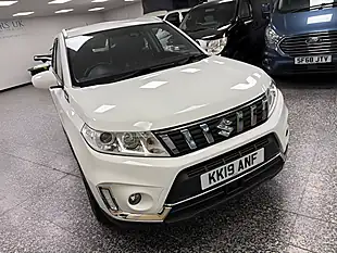 Used 2019 Suzuki Vitara Sz-T White - Interior and Exterior details 9