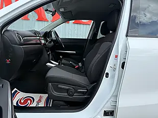 Used 2019 Suzuki Vitara Sz-T White - Interior and Exterior details 2