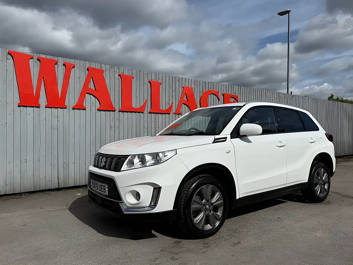 Used 2019 Suzuki Vitara Sz-T White - Interior and Exterior details 7