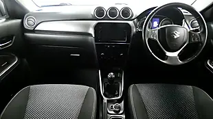Used 2019 Suzuki Vitara Sz-T White - Interior and Exterior details 6