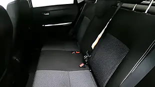 Used 2019 Suzuki Vitara Sz-T White - Interior and Exterior details 9