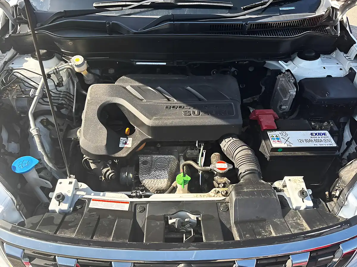 Used 2019 Suzuki Vitara Sz-T White - Interior and Exterior details 4