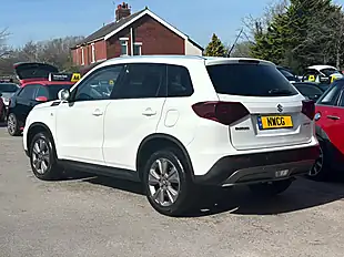 Used 2019 Suzuki Vitara Sz-T White - Interior and Exterior details 8