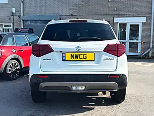 Used 2019 Suzuki Vitara Sz-T White - Interior and Exterior details 9