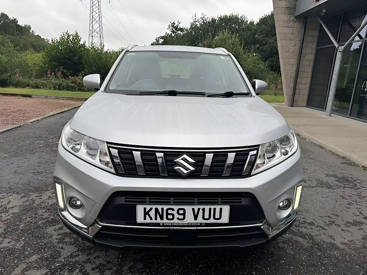 Used 2019 Suzuki Vitara SZ4 Silver - Interior and Exterior details 2