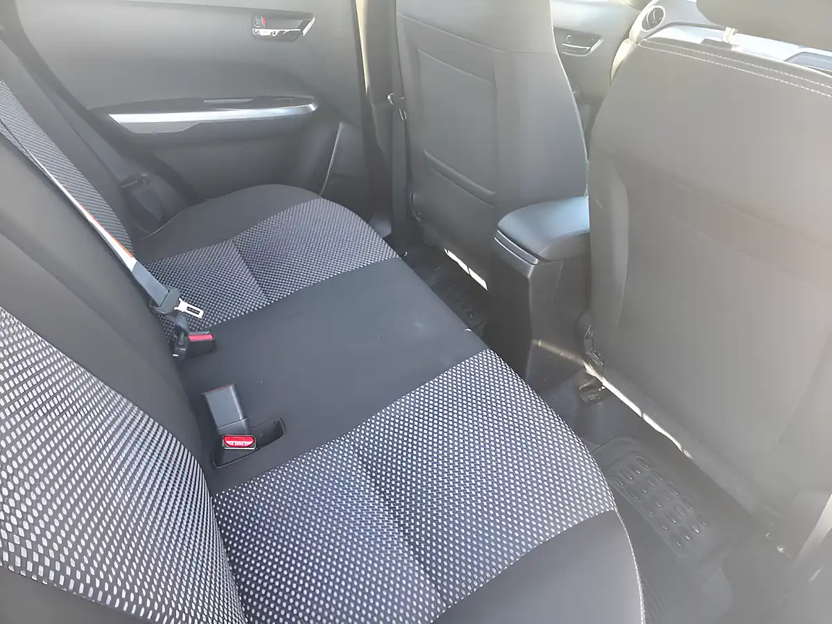 Used 2019 Suzuki Vitara SZ4 White - Interior and Exterior details 10