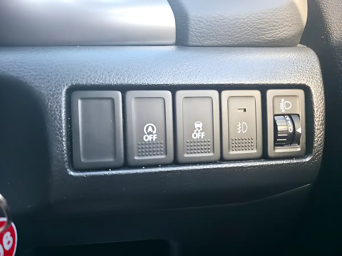 Used 2019 Suzuki Vitara SZ4 White - Interior and Exterior details 15