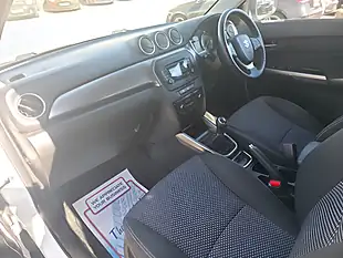 Used 2019 Suzuki Vitara SZ4 White - Interior and Exterior details 7