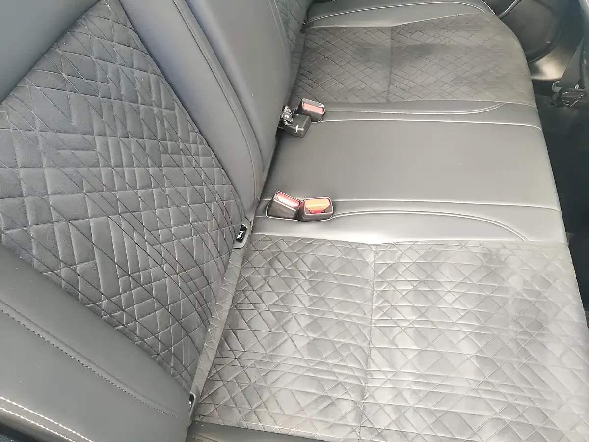 Used 2019 Suzuki Vitara SZ5 Silver - Interior and Exterior details 16
