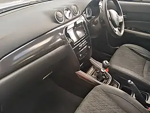 Used 2019 Suzuki Vitara SZ5 Silver - Interior and Exterior details 19
