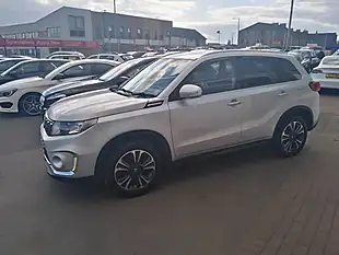 Used 2019 Suzuki Vitara SZ5 Silver - Interior and Exterior details 8