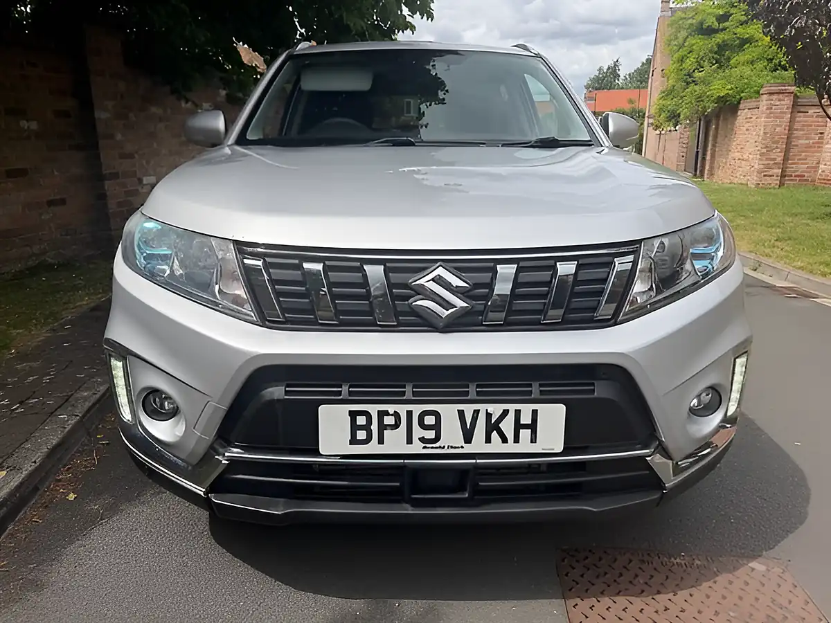 Used 2019 Suzuki Vitara SZ5 Silver - Interior and Exterior details 16