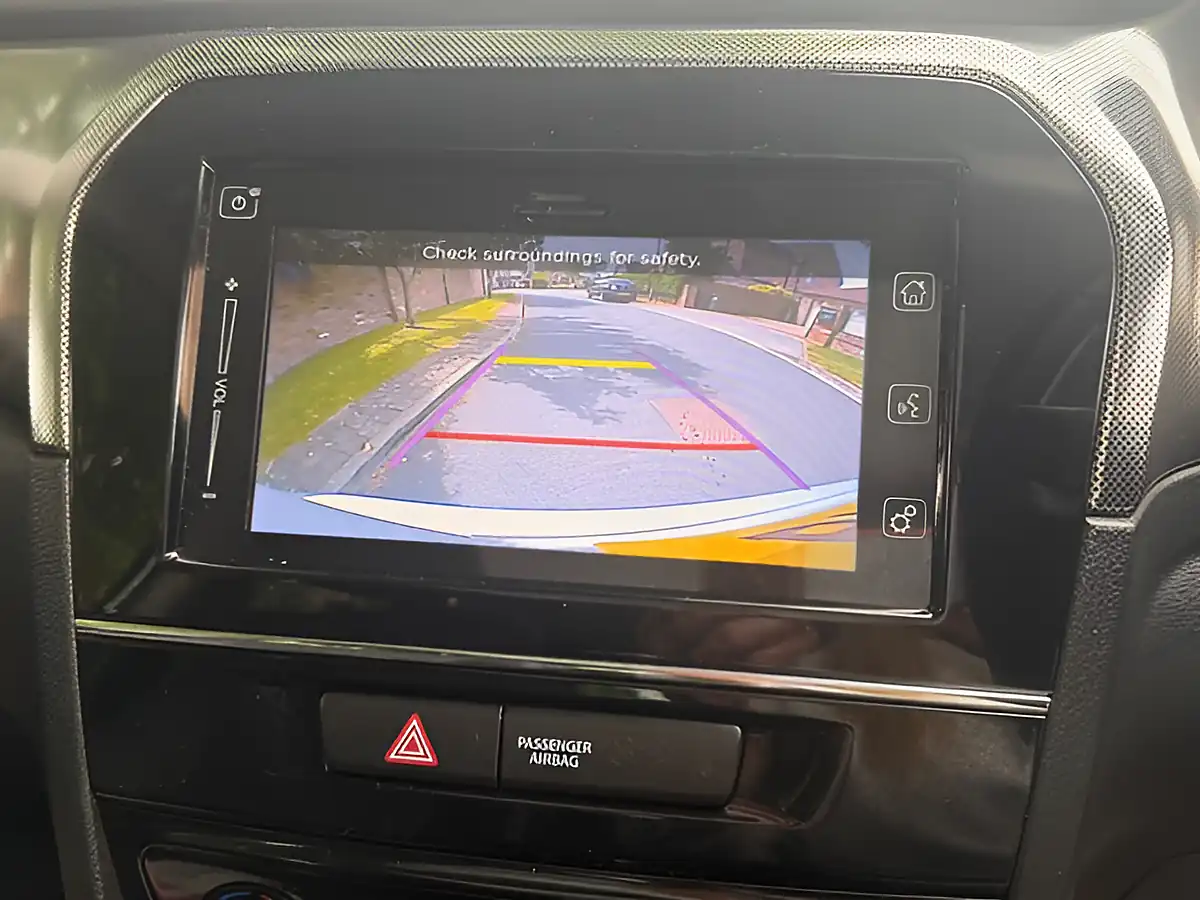 Used 2019 Suzuki Vitara SZ5 Silver - Interior and Exterior details 17