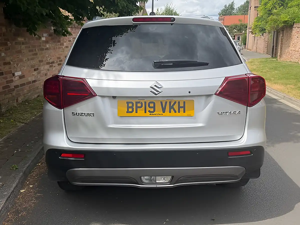 Used 2019 Suzuki Vitara SZ5 Silver - Interior and Exterior details 18