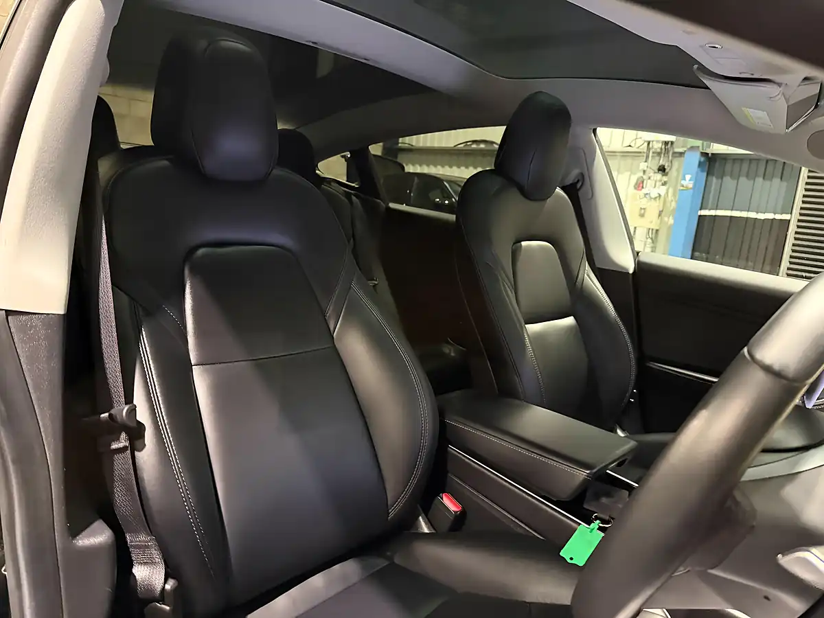 Used 2019 Tesla Model 3 Long Range Black - Interior and Exterior details 13